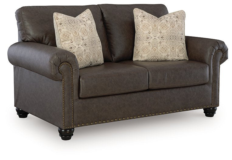 Roxmere Loveseat