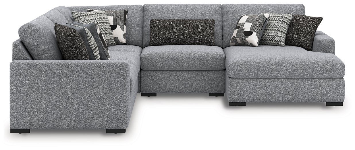 Bealton Sectional with Chaise