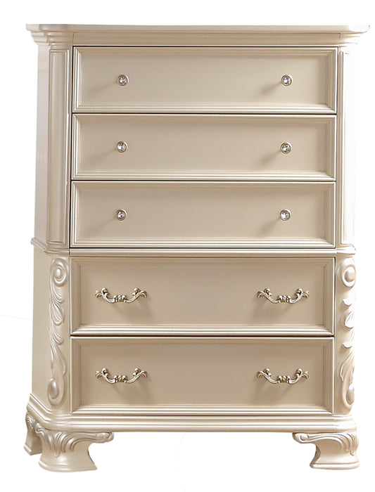 Victoria Traditional Style Chest in Off-White finish Wood